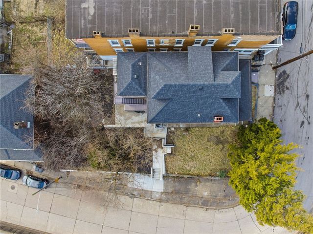 3 3rd Ave, Rankin, PA 15104