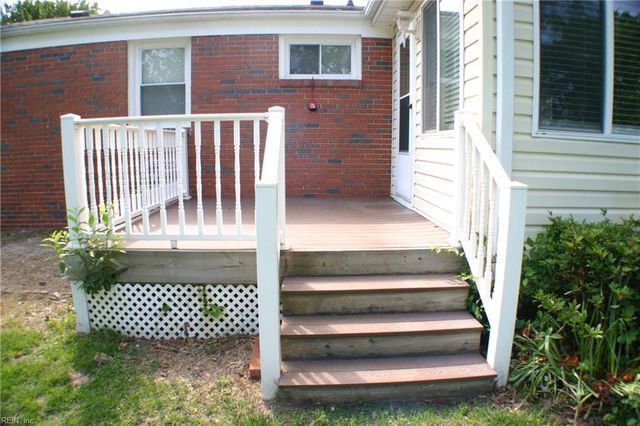 425 Keith CT, Chesapeake, VA 23325