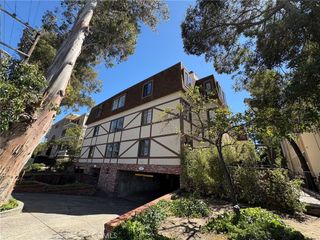 735 El Camino Real 102, Burlingame, CA 94010