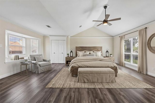 1017 Nantucket Drive A, Houston, TX 77057