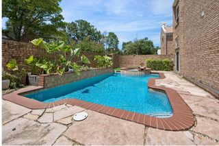 1017 Nantucket Drive A, Houston, TX 77057