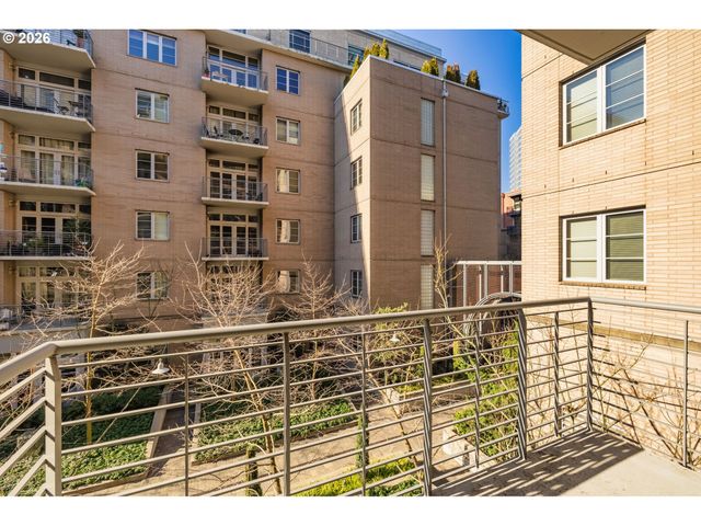 1133 Nw 11TH Ave 207, Portland, OR 97209