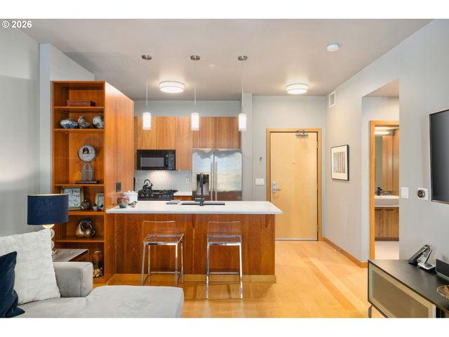 1133 Nw 11TH Ave 207, Portland, OR 97209