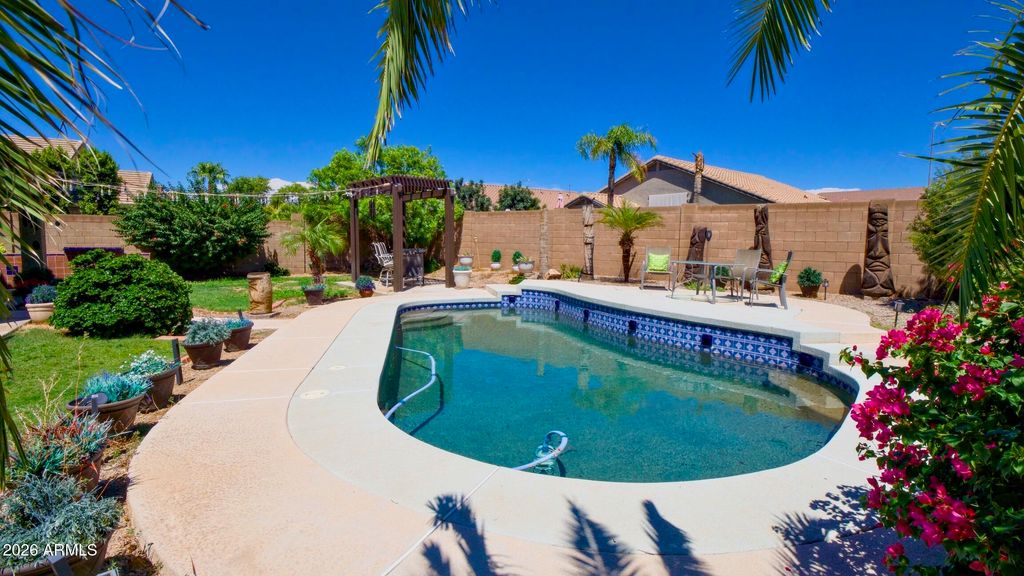 2927 S CHATSWORTH Road, Mesa, AZ 85212 — photo 2
