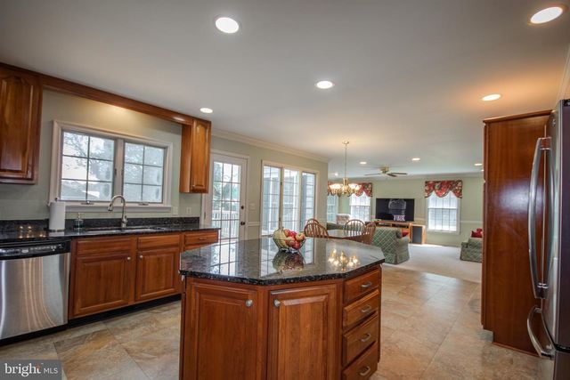 5657 CALEDONIA DR, Salisbury, MD 21801