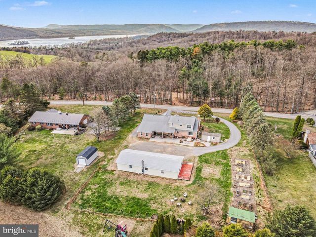 369 DUNKEL SCHOOL RD, Halifax, PA 17032