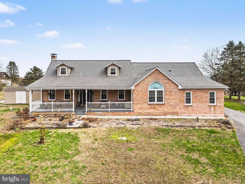 369 DUNKEL SCHOOL RD, Halifax, PA 17032