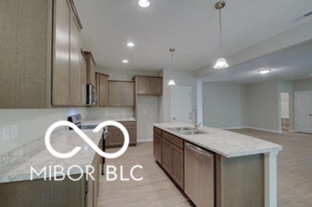 4975 E Daisy Lane, Mooresville, IN 46158