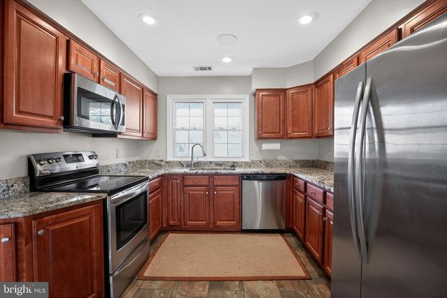 4337 ROLLING STONE WAY, Alexandria, VA 22306