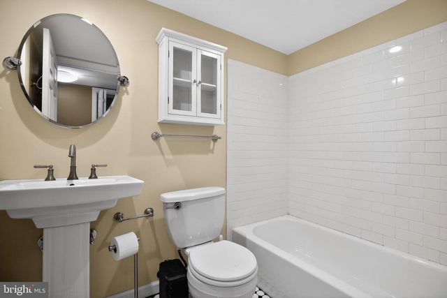 4337 ROLLING STONE WAY, Alexandria, VA 22306