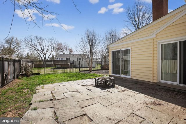 4337 ROLLING STONE WAY, Alexandria, VA 22306