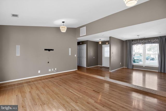 4337 ROLLING STONE WAY, Alexandria, VA 22306