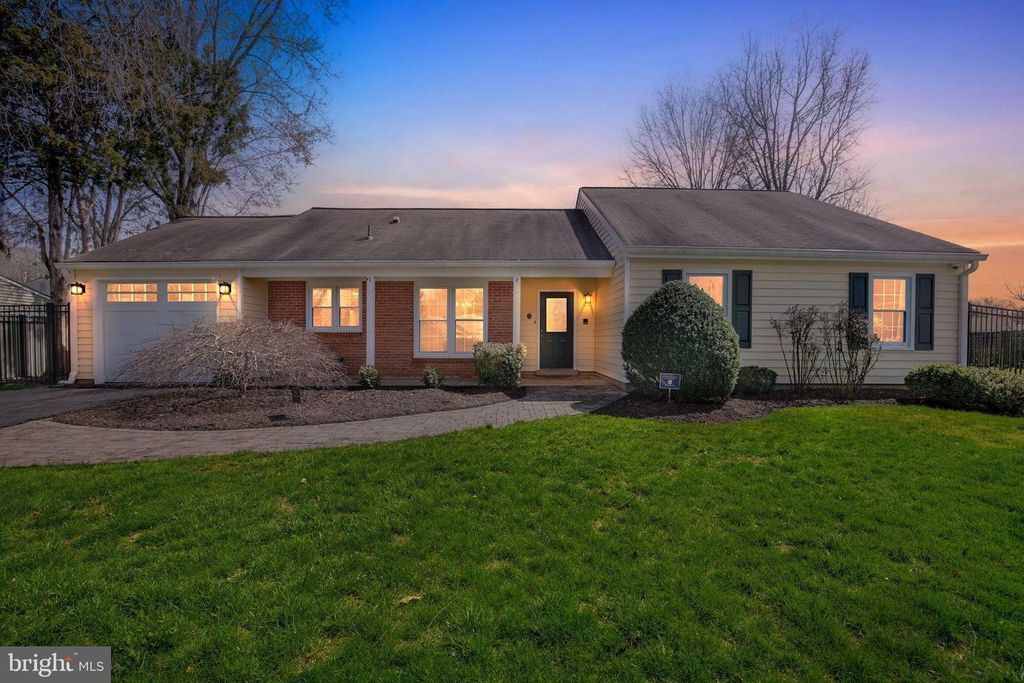 4337 ROLLING STONE WAY, Alexandria, VA 22306