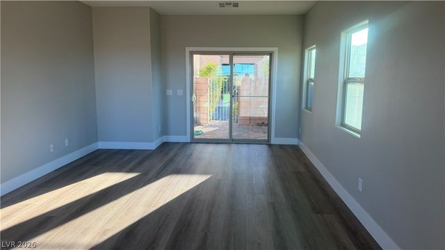 9453 Alma Ridge Avenue, Las Vegas, NV 89178