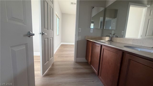 9453 Alma Ridge Avenue, Las Vegas, NV 89178