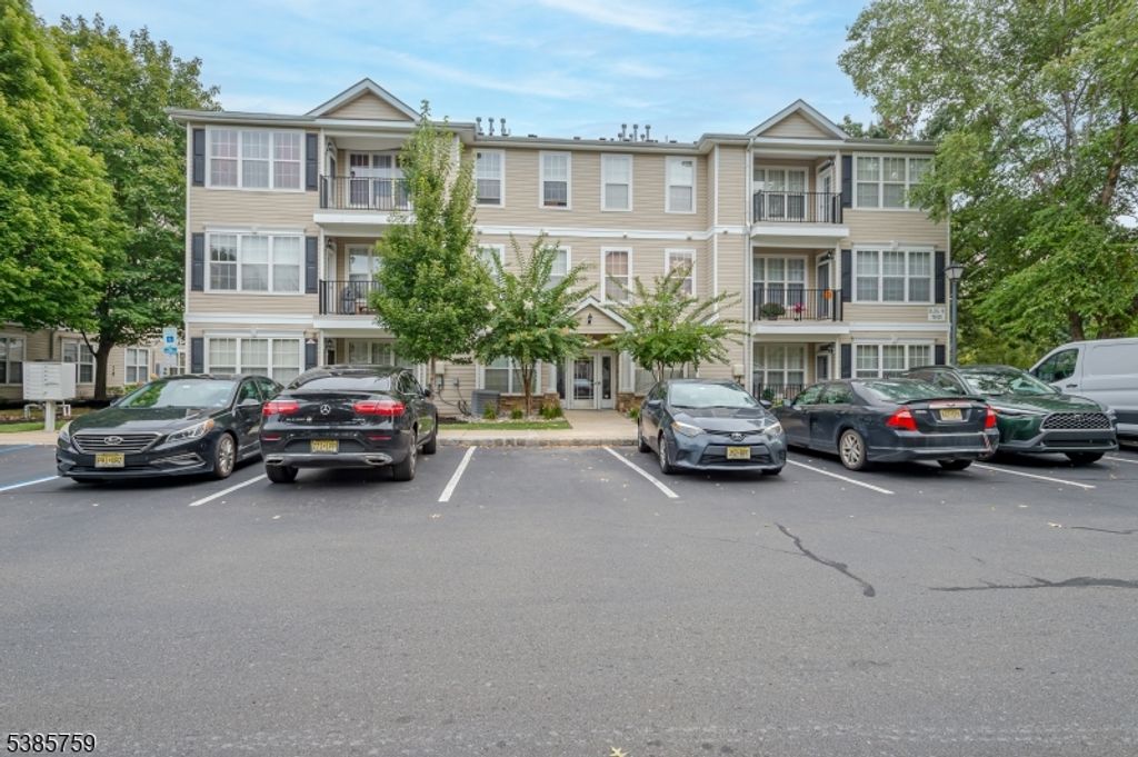112 Kyle Way 112, Ewing Twp., NJ 08628