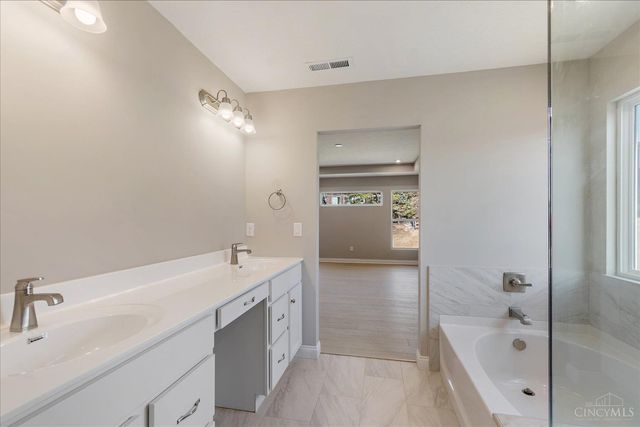 5225 Ivy Rose Lane, Green Twp, OH 45247