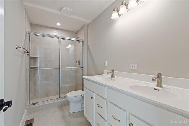 5225 Ivy Rose Lane, Green Twp, OH 45247