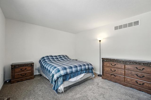 1774 Liberty Woods Drive, Goshen Twp, OH 45122