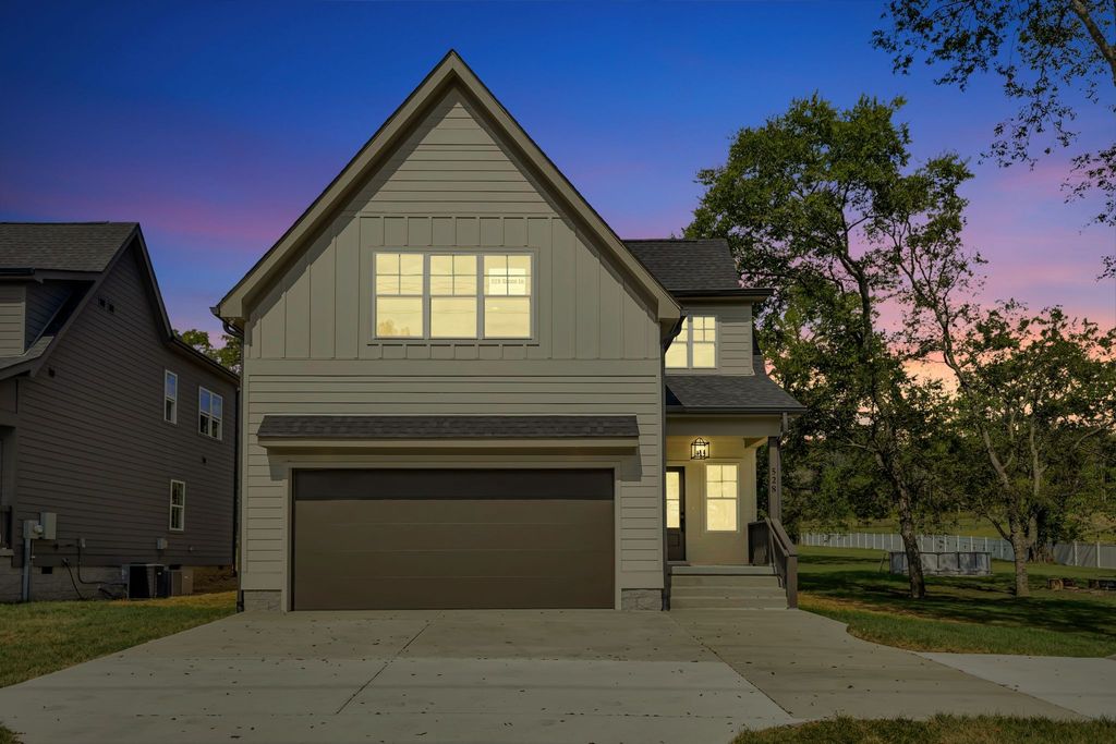 528 Green Lane, Whites Creek, TN 37189
