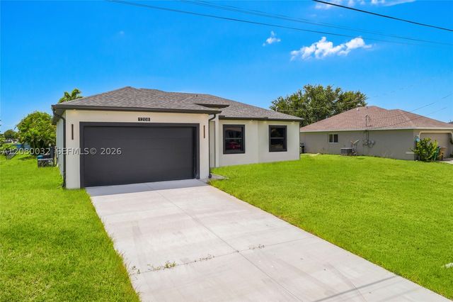 1208 NE 19TH ST, Cape Coral, FL 33909