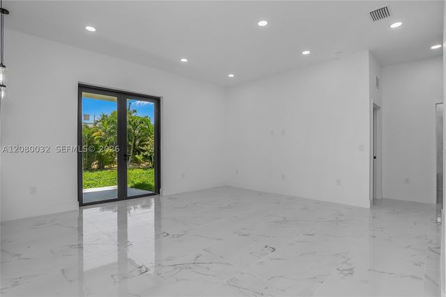 1208 NE 19TH ST, Cape Coral, FL 33909