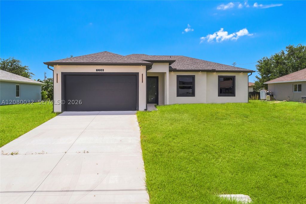 1208 NE 19TH ST, Cape Coral, FL 33909