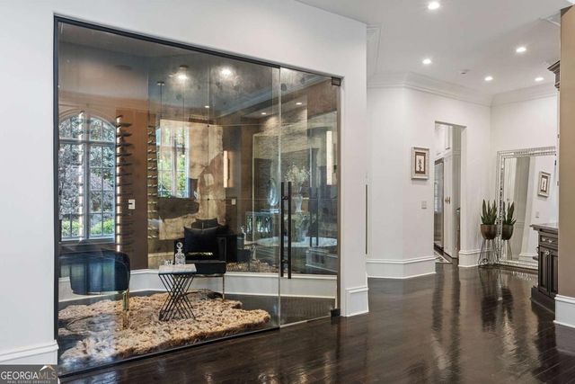 755 Heards Ferry Road, Atlanta, GA 30328