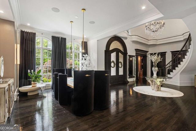 755 Heards Ferry Road, Atlanta, GA 30328