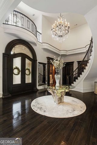755 Heards Ferry Road, Atlanta, GA 30328