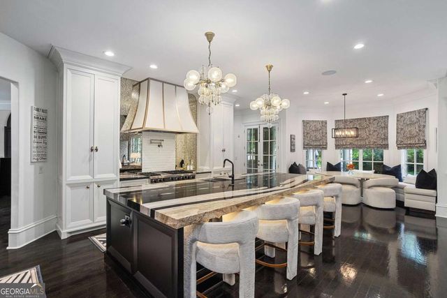 755 Heards Ferry Road, Atlanta, GA 30328
