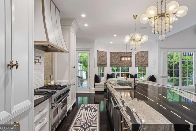 755 Heards Ferry Road, Atlanta, GA 30328