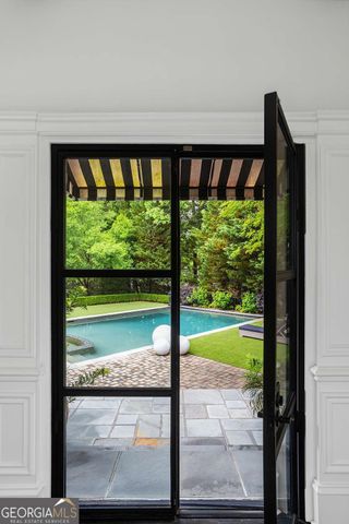 755 Heards Ferry Road, Atlanta, GA 30328