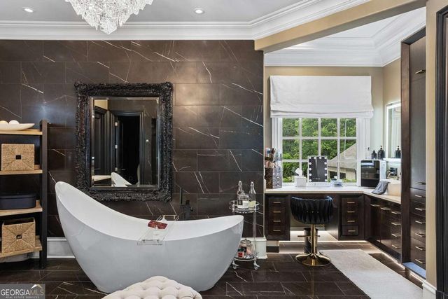 755 Heards Ferry Road, Atlanta, GA 30328