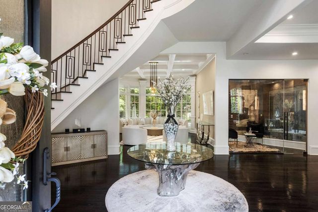 755 Heards Ferry Road, Atlanta, GA 30328
