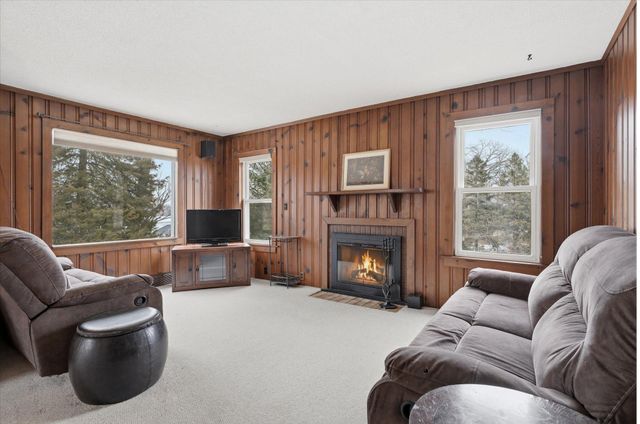 1305 Spruce Place, Mound, MN 55364