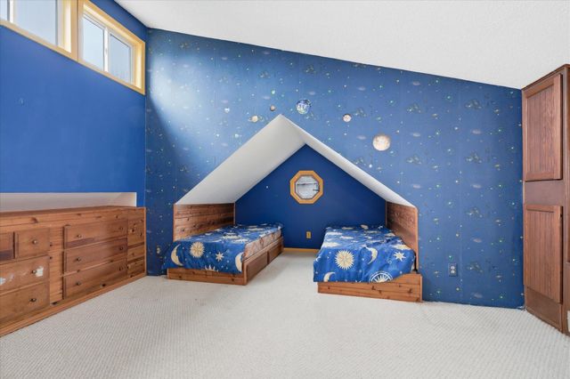 1305 Spruce Place, Mound, MN 55364