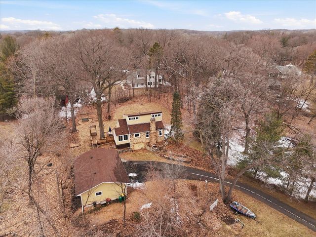 1305 Spruce Place, Mound, MN 55364