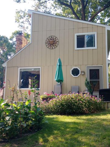 1305 Spruce Place, Mound, MN 55364