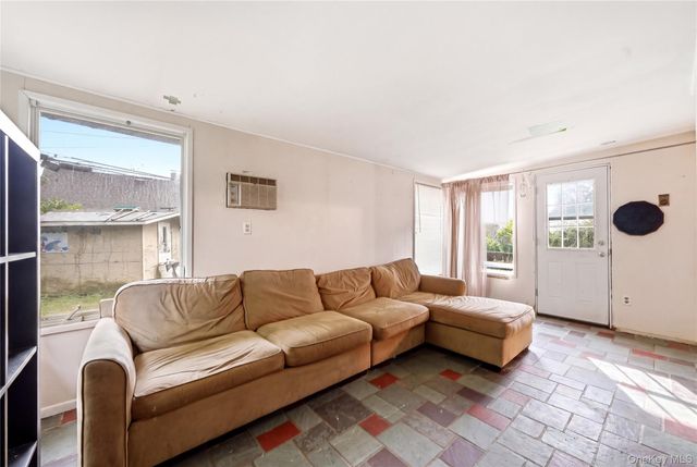 161 Duckpond Drive N, Wantagh, NY 11793