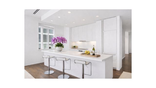 165 Charles St Apt 22, New York City, NY 10014