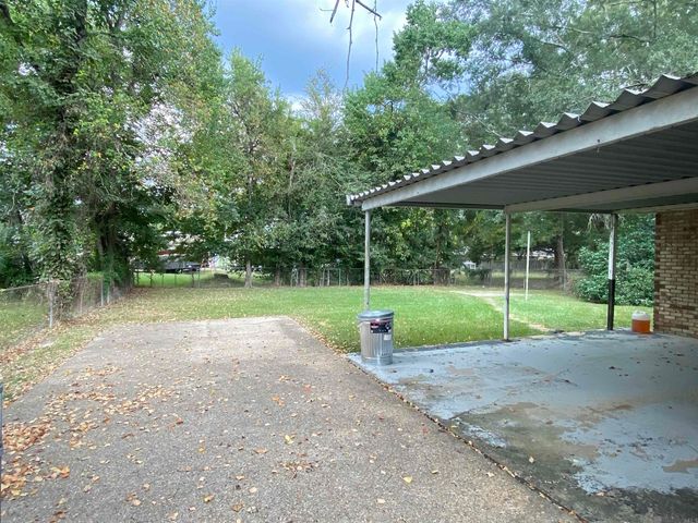 514 Myrtle St, Baker, LA 70714