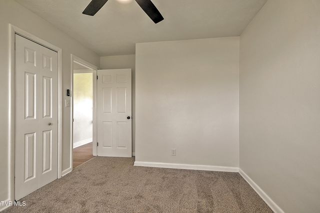 916 Mimosa Drive, Kingsport, TN 37660