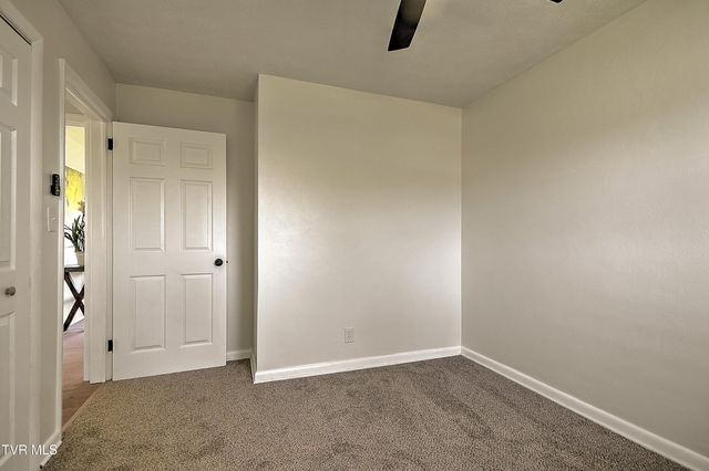 916 Mimosa Drive, Kingsport, TN 37660