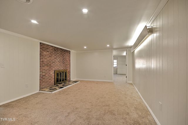 916 Mimosa Drive, Kingsport, TN 37660