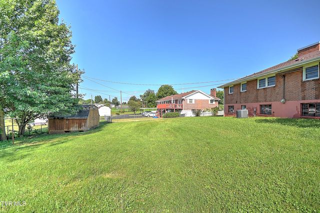 916 Mimosa Drive, Kingsport, TN 37660