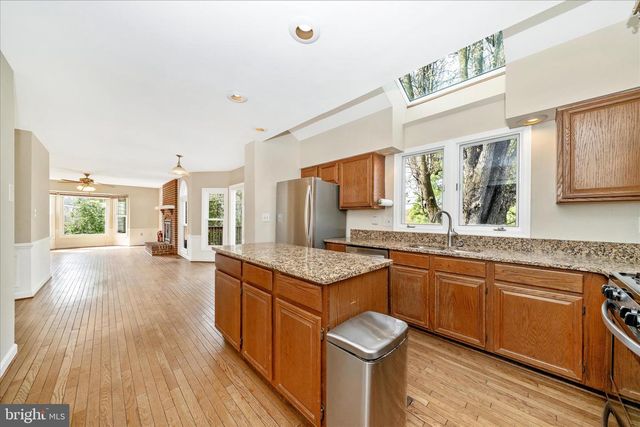 17004 SPATES HILL RD, Poolesville, MD 20837