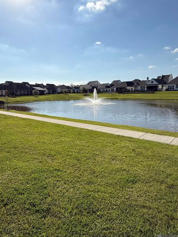 8412 Luray Ln, Baton Rouge, LA 70817