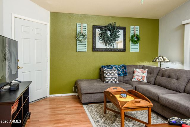 1697 E LINDRICK Drive, Chandler, AZ 85249
