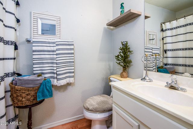 1697 E LINDRICK Drive, Chandler, AZ 85249